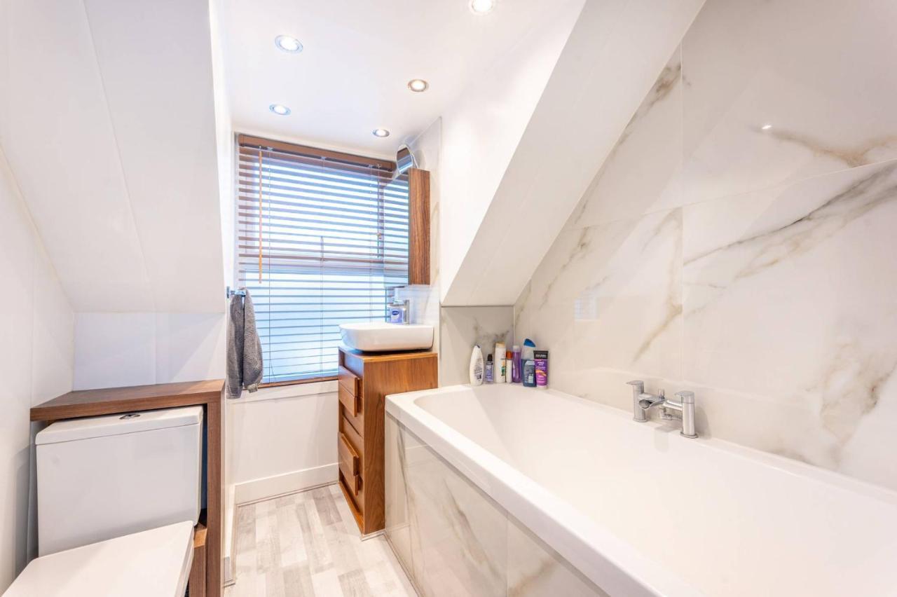 Stylish, Modern, Kensington Appartamento *